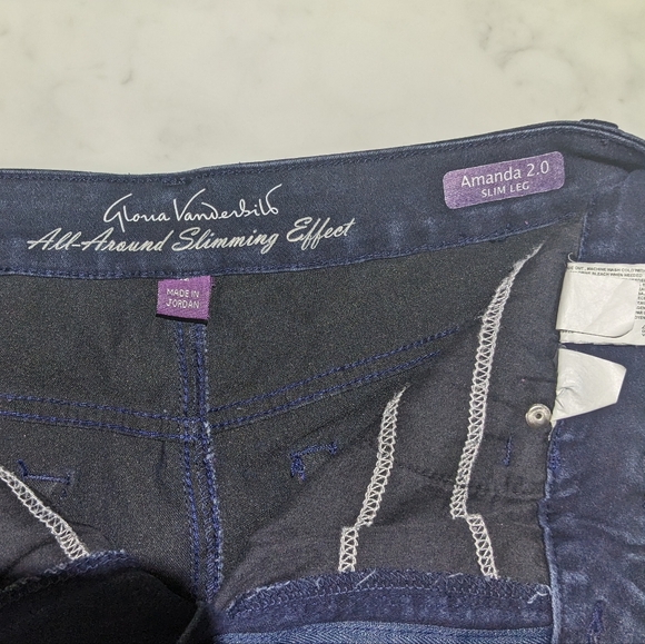 Gloria Vanderbilt Jeans / Slimming Effect Jeans - Picture 6 of 9